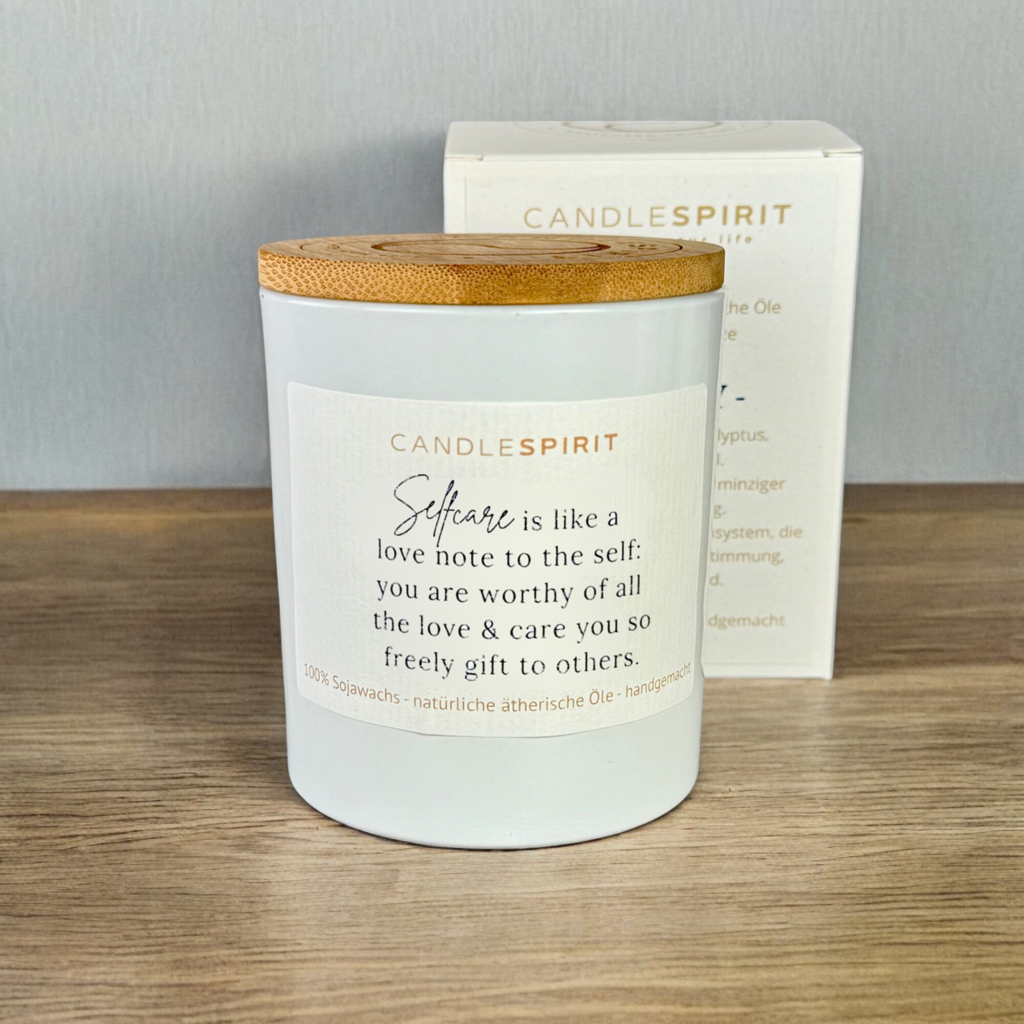 "Selfcare is like a love note to the self: you are worthy of all the love & care you so freely gift to others." | Duftkerze mit ätherischen Ölen und Audio-Meditation