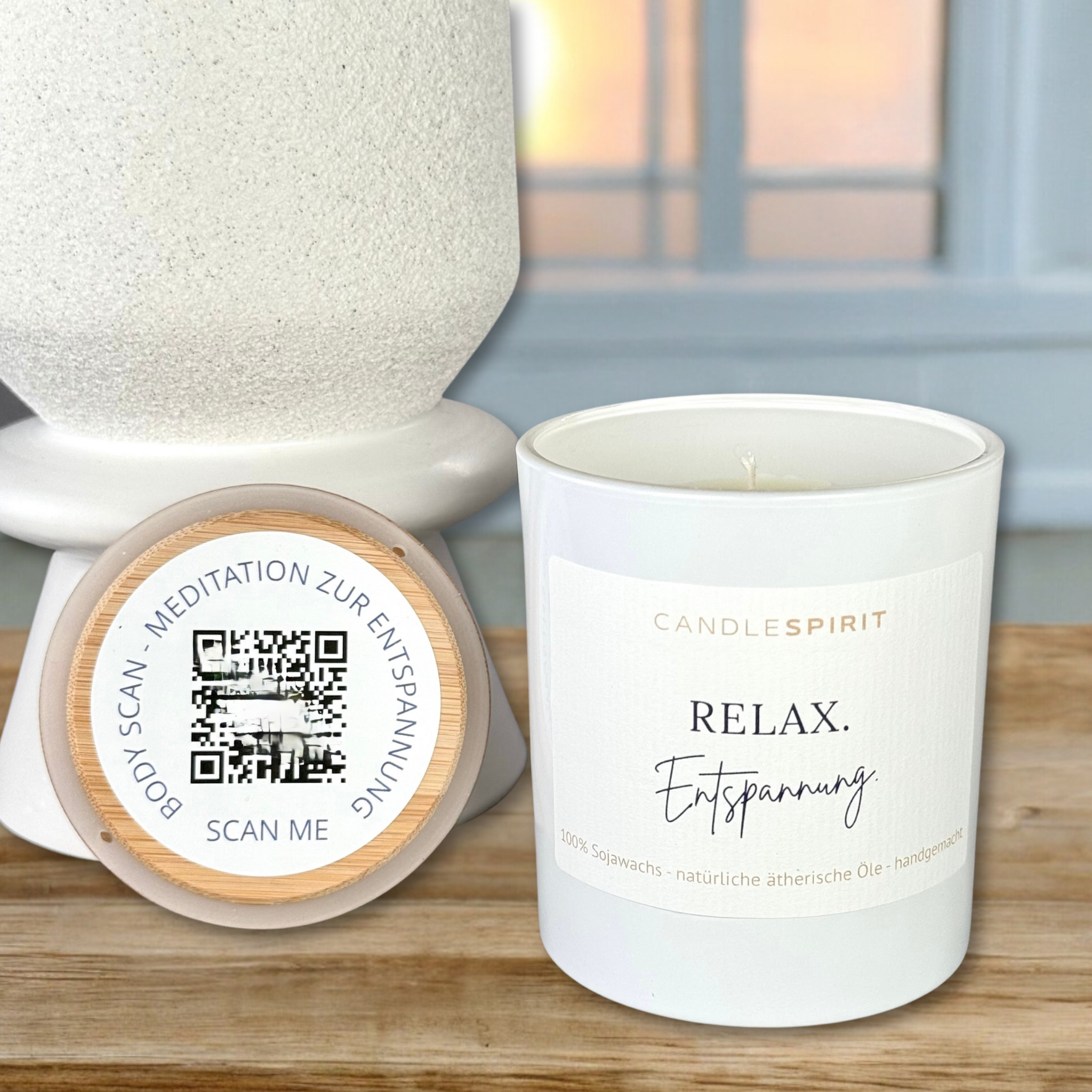Aromatherapiekerze "RELAX, Entspannung" Ansicht 2 mit Meditation