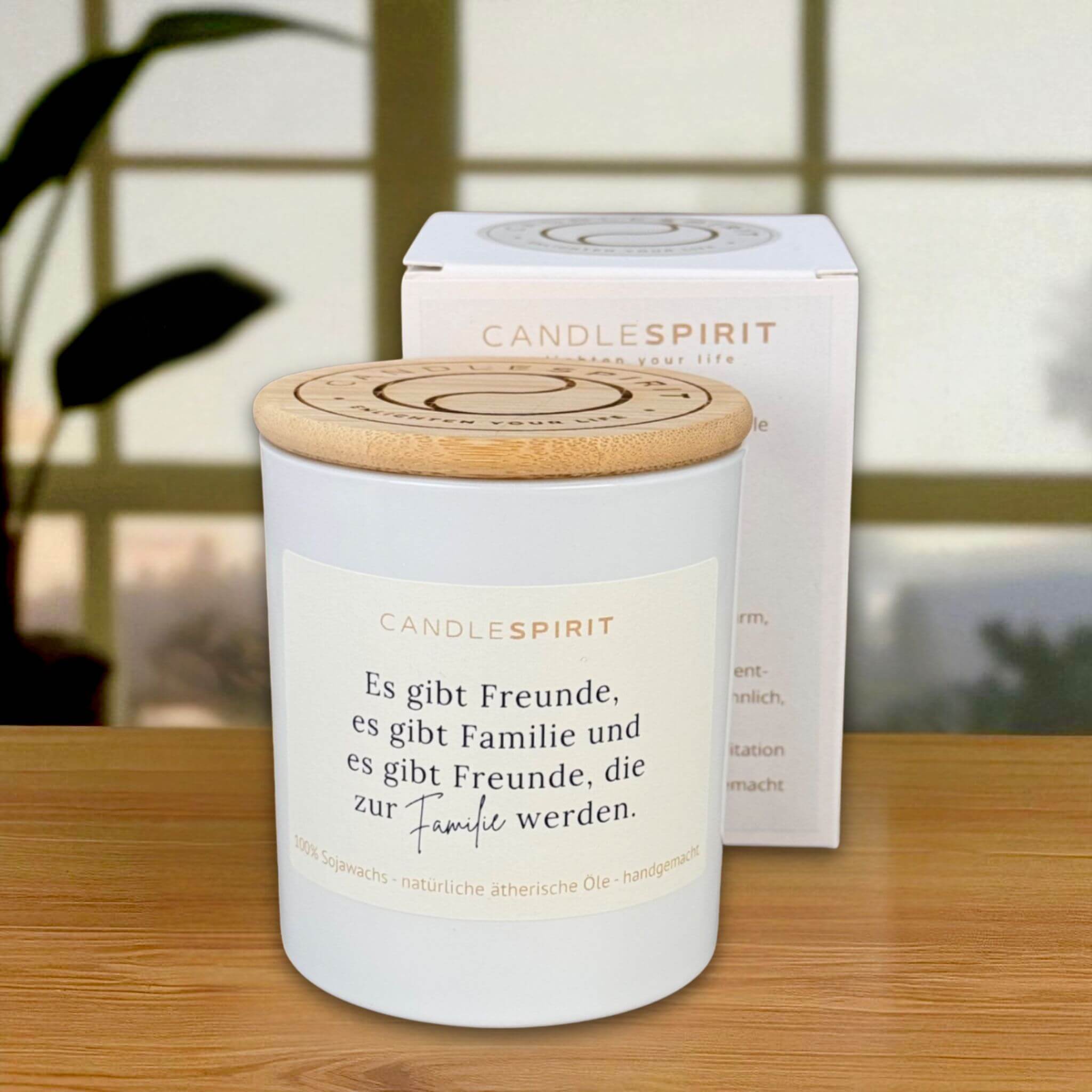 CANDLESPIRIT Duftkerze "Es gibt Freunde, es gibt Familie und es gibt Freunde, die zur Familie werden." mit ätherischen Ölen & Audio-Meditation Ansicht 2