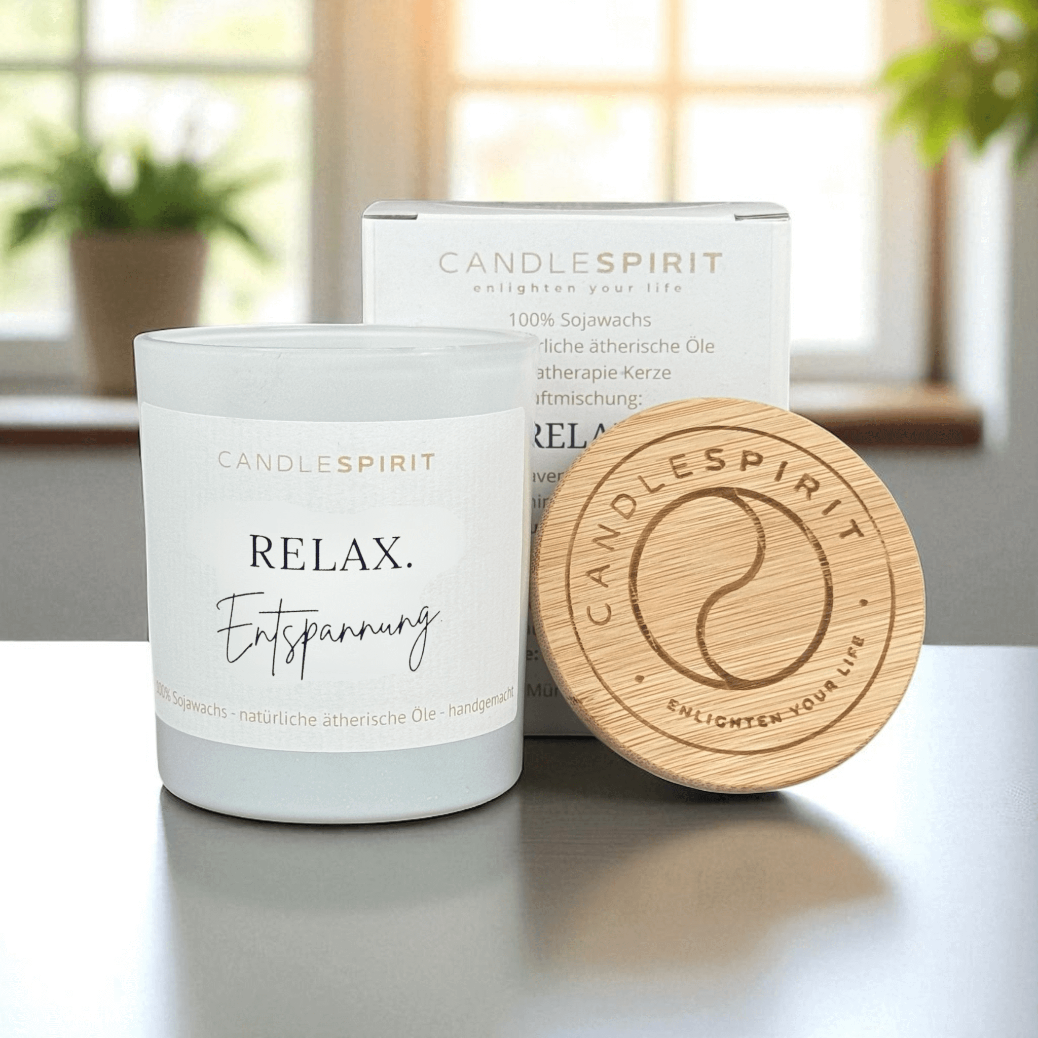"RELAX. Entspannung." | Duftkerze mit ätherischen Ölen & Audio-Meditation