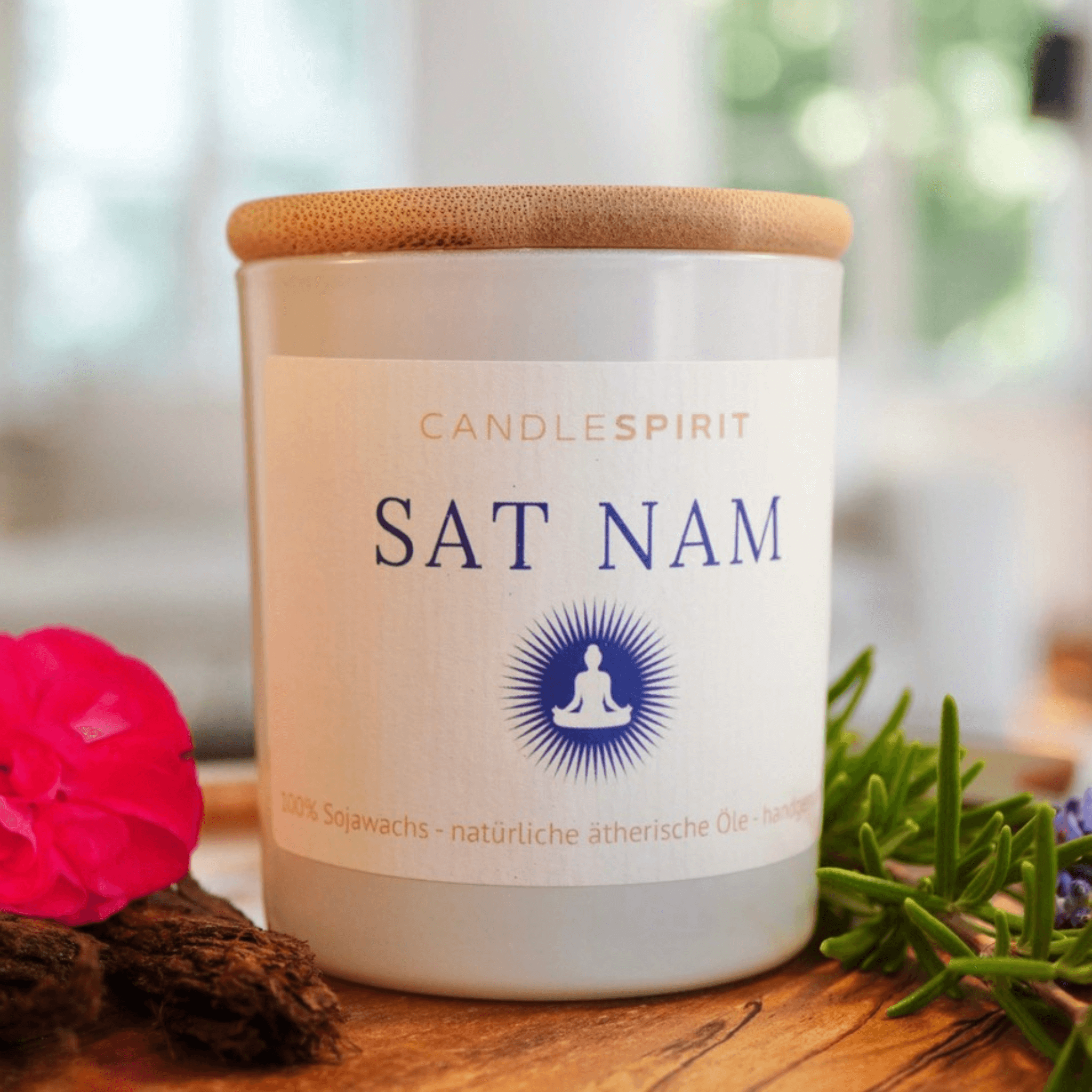 "SAT NAM" | Duftkerze mit ätherischen Ölen & Audio-Meditation