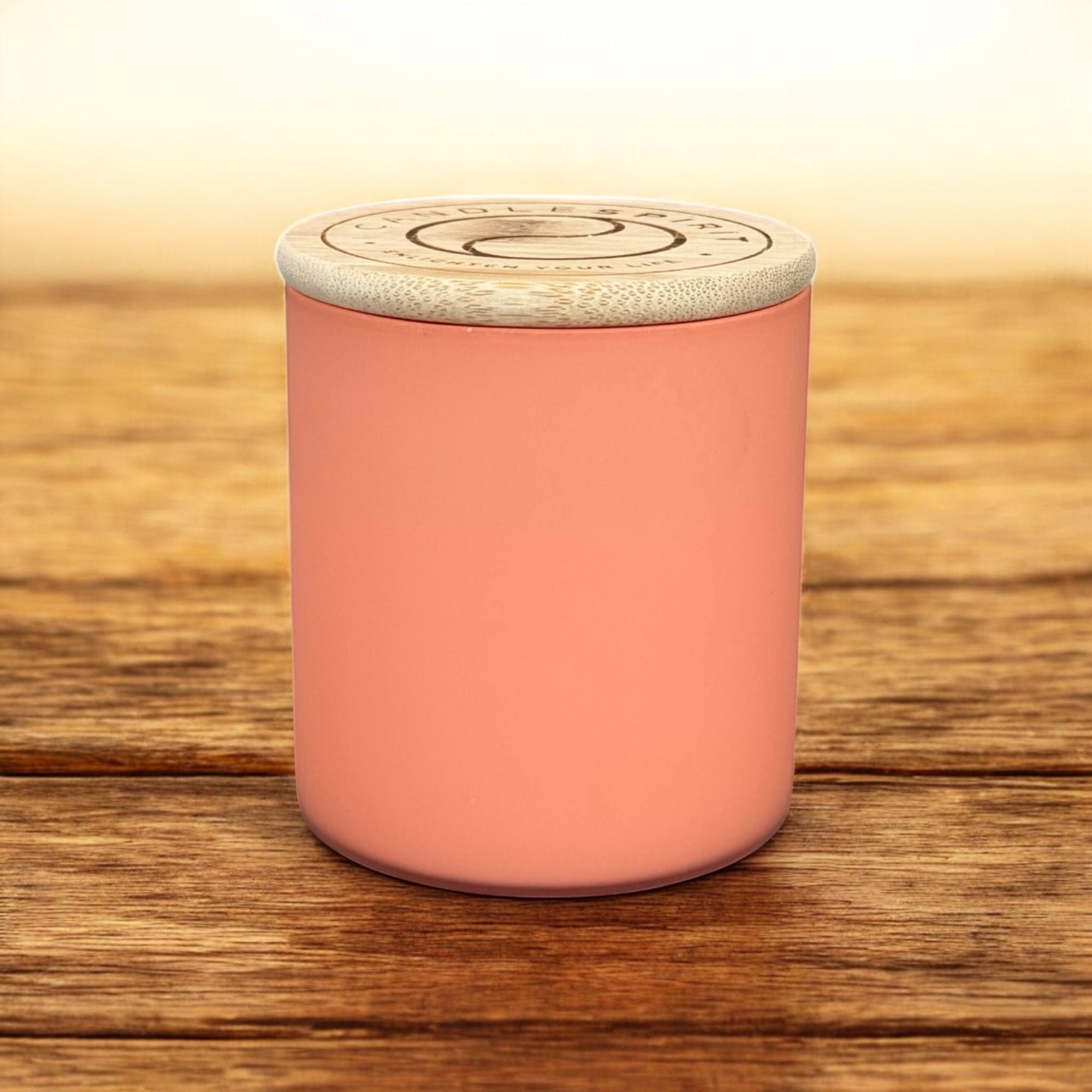 CANDLESPIRIT Aromatherapie Kerze Orange Sonderedition auf Holztisch1