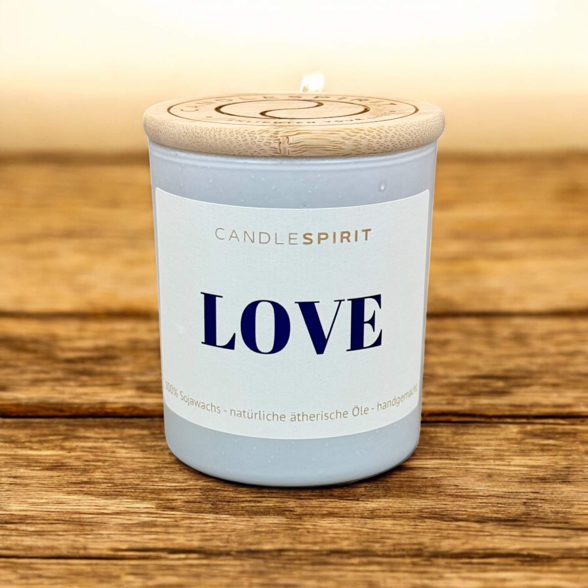 CANDLESPIRIT Duftkerze "LOVE" | Sojawachs |reine ätherische Öle & Gratis-Meditation Ansicht 1