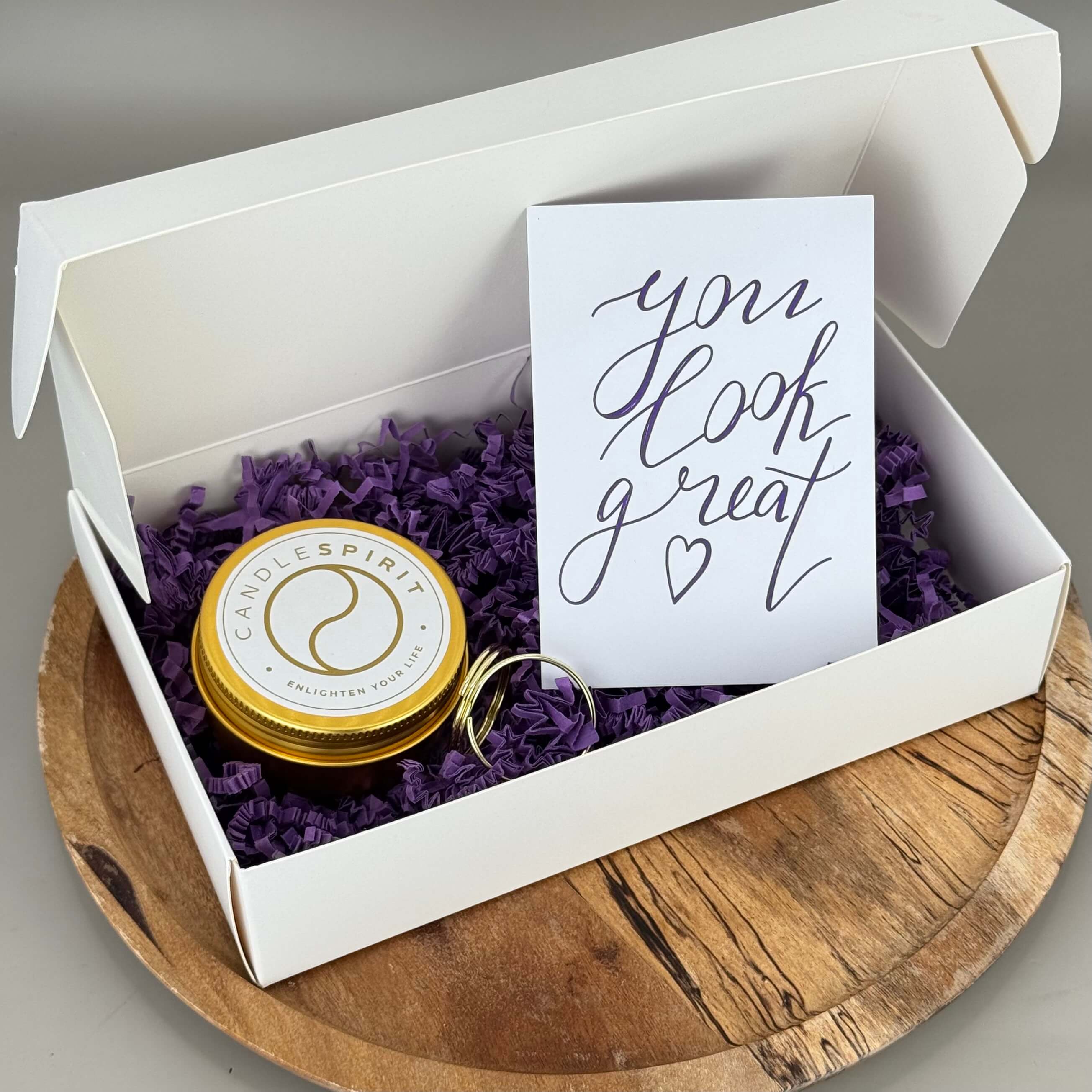 LOVE Geschenkeset – Duftkerze & Grusskarte „You Look Great“ mit Meditation