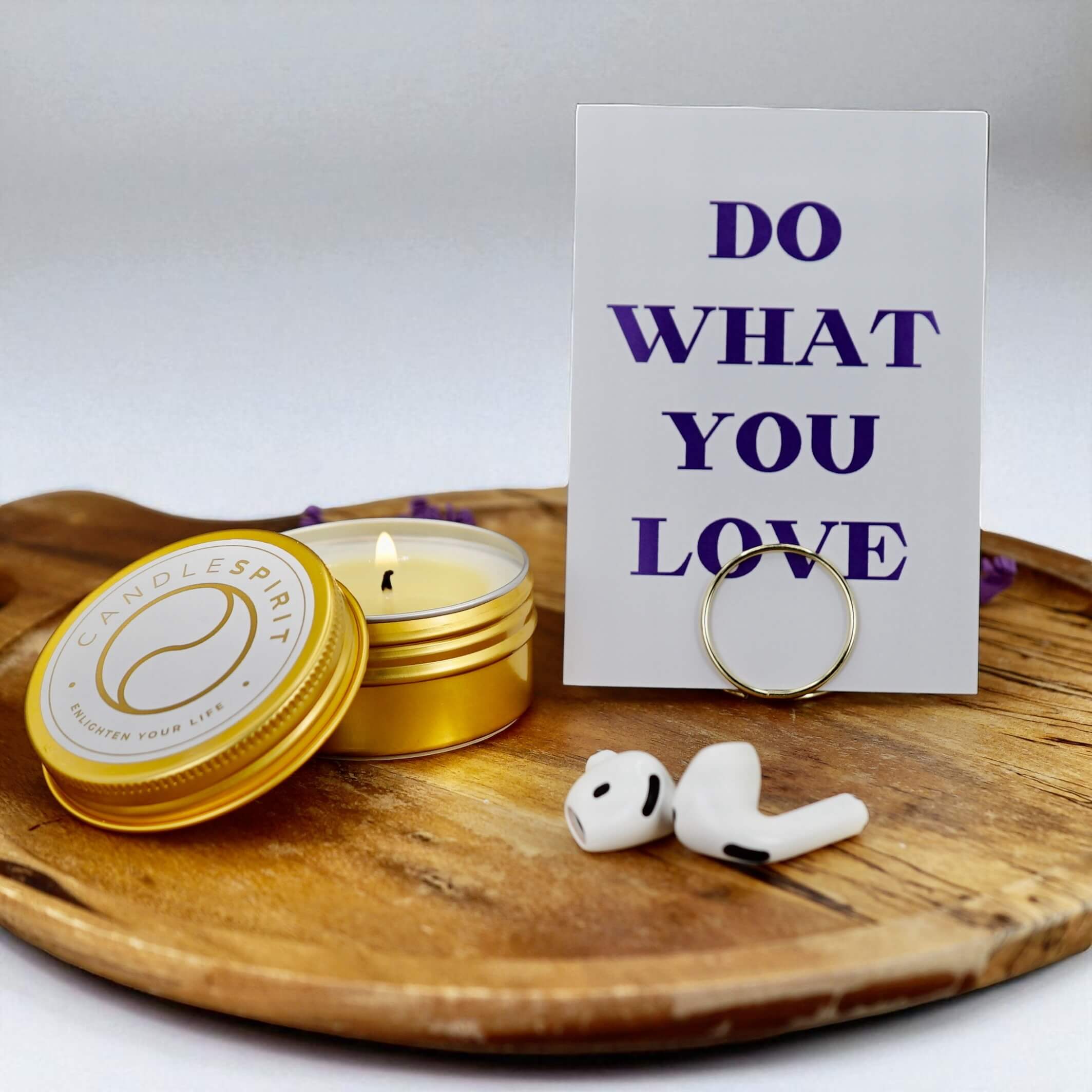 COURAGE Geschenkeset – Duftkerze & Grusskarte „Do what you love"