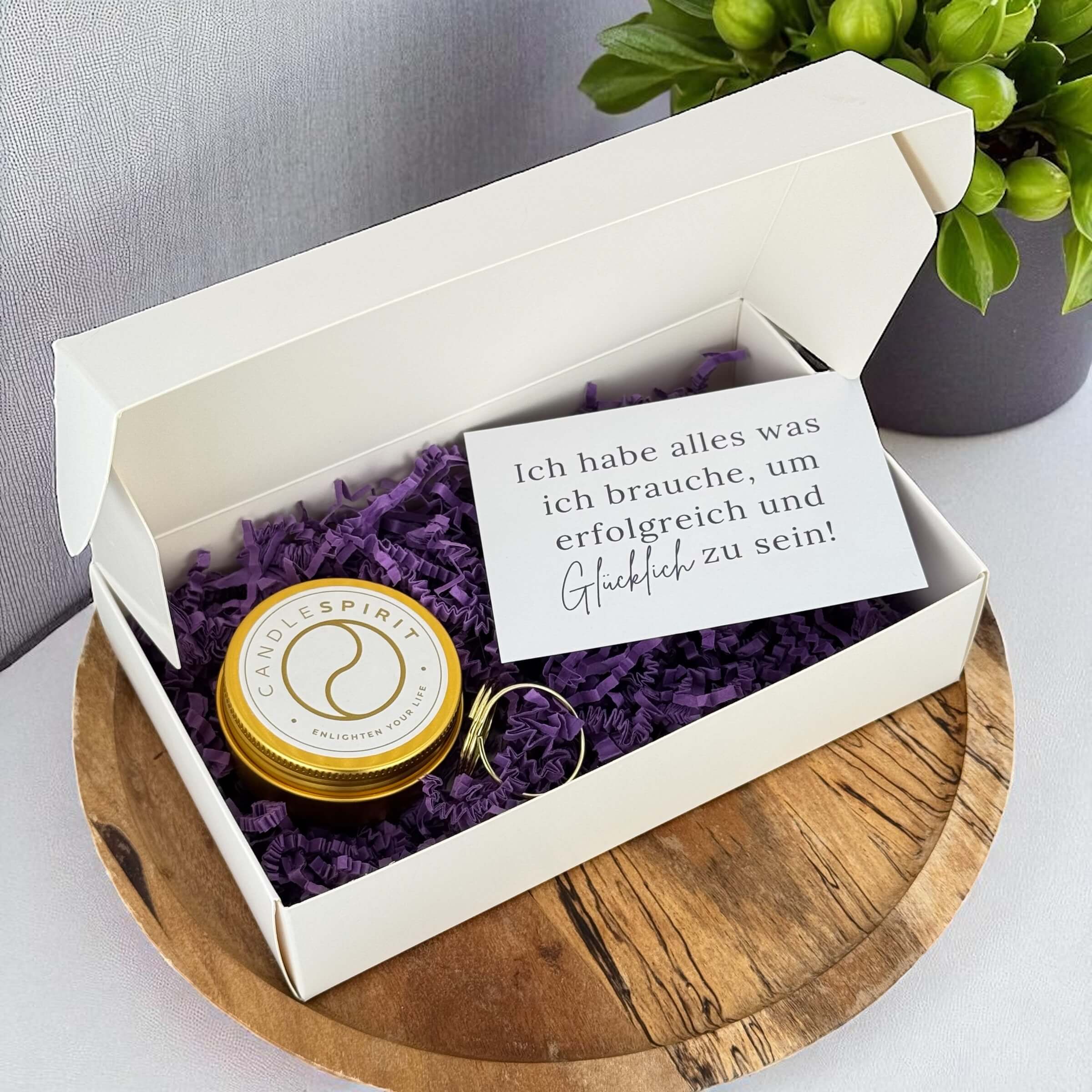 JOY OF LIFE Geschenkeset – Duftkerze & Grusskarte „Ich habe alles was ich brauche, um erfolgreich und glücklich zu sein!"