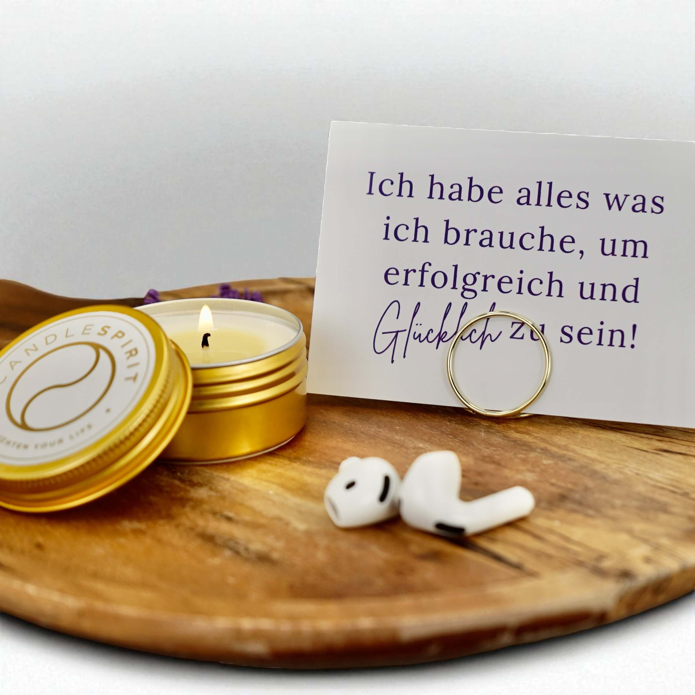 JOY OF LIFE Geschenkeset – Duftkerze & Grusskarte „Ich habe alles was ich brauche, um erfolgreich und glücklich zu sein!"