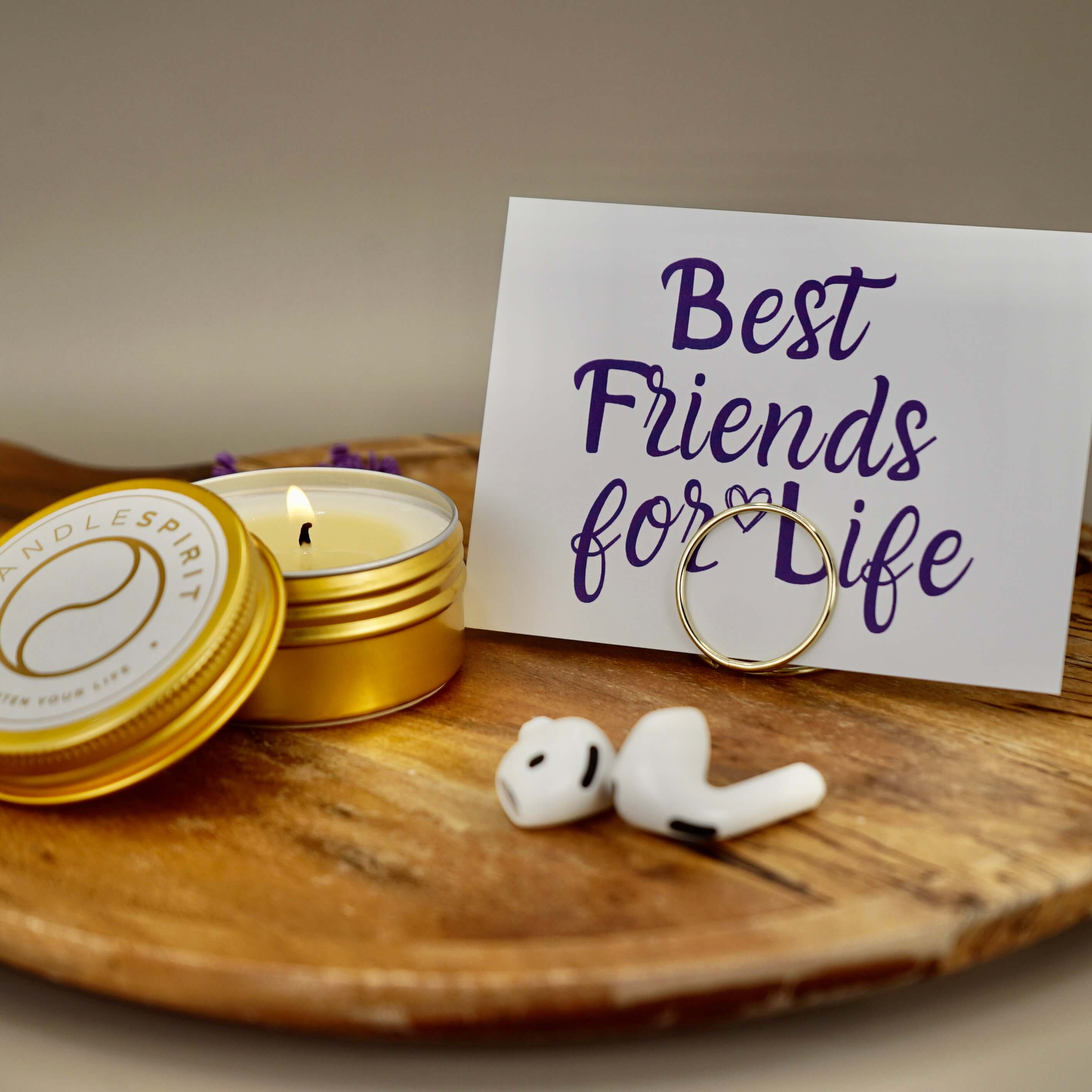 LOVE Geschenke-Set – Duftkerze & Grusskarte „Best Friends for Life“ mit Meditation
