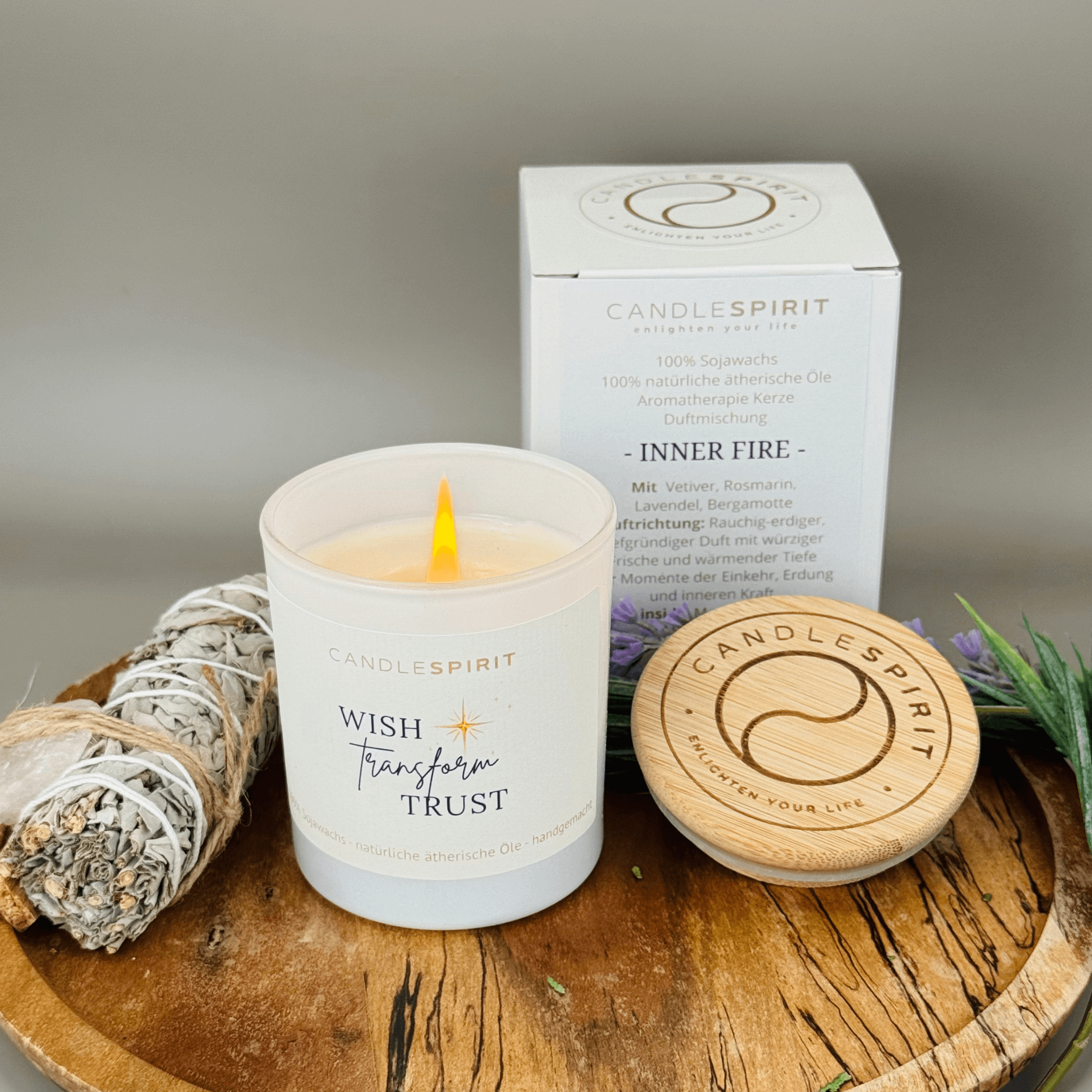 "Wish, Transform, Trust" | Rauhnachts-Duftkerze mit ätherischen Ölen & Audio-Meditation